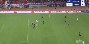 开云体育-错失多次良机，申花不敌武汉