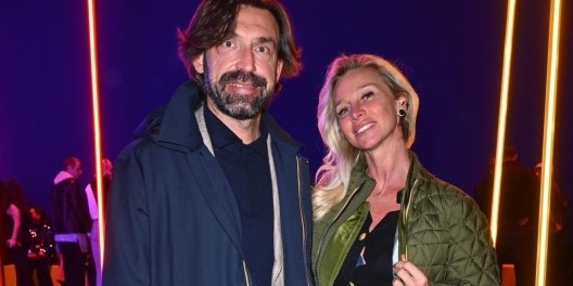 皮尔洛妻子：在迪拜被飞机+巨响吵醒，丈夫熟睡时我在想怎么逃跑