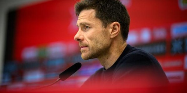 开云APP-勒沃库森只落后拜仁3分 阿隆索专注争冠不谈未来