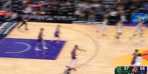 后浪！瑞安-邓恩腾空暴起单臂隔扣字母哥 加罚不中但自己补篮还有