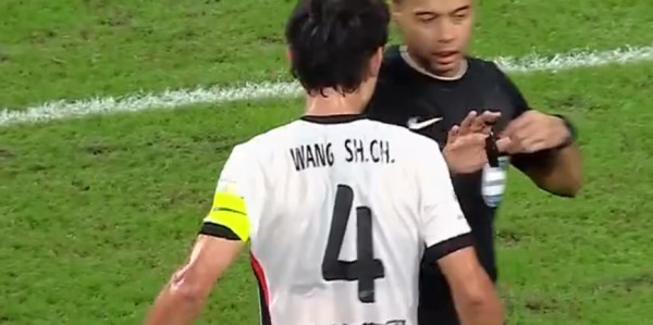 开云下载-中超一夜变天：前3集体输球！国安海港申花惨败，成都占据榜首