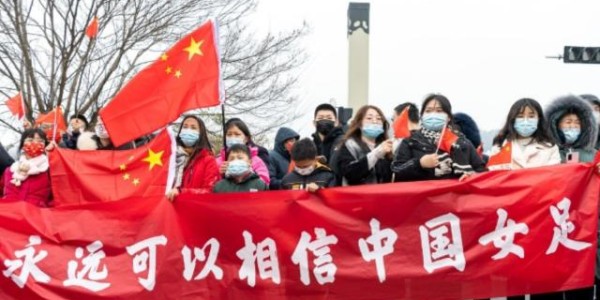 郑智可以参考下？2002年罚丢点球 2022年冠军教练