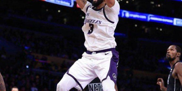 开云官网-37+18锤爆篮网内线！浓眉一柱擎天取下湖人第三胜