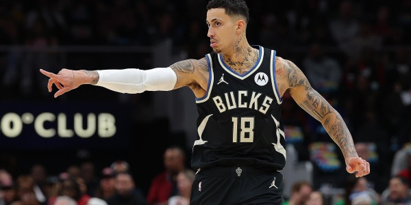 美记：目前来看库兹马更有可能出现在雄鹿下赛季的初始阵容中