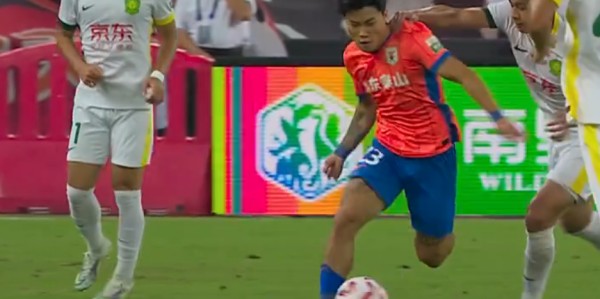 开云下载-中超一夜变天：前3集体输球！国安海港申花惨败，成都占据榜首