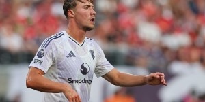 罗马诺：那不勒斯再度接触曼联谈霍伊伦 球员想要永久转会